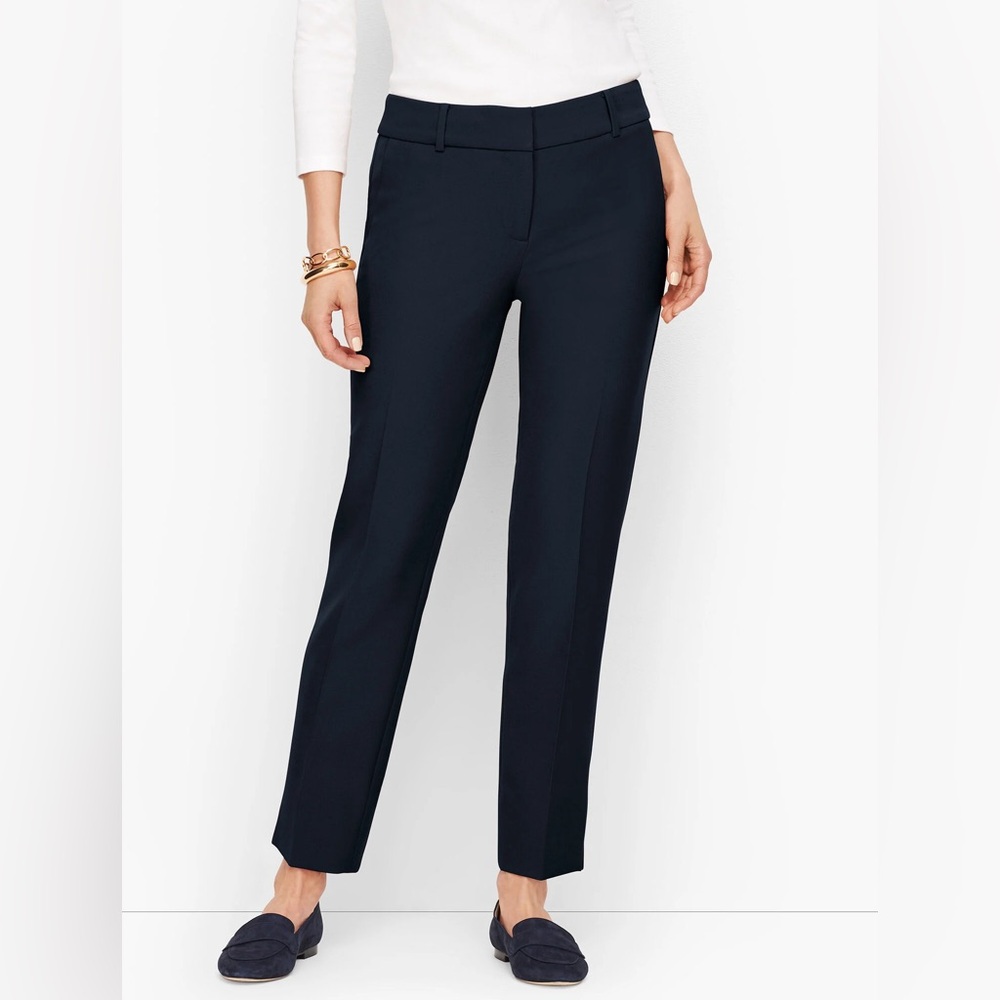 Women’s Talbots Hampshire Ankle Black Pants. Ankle-Length/Straight Leg